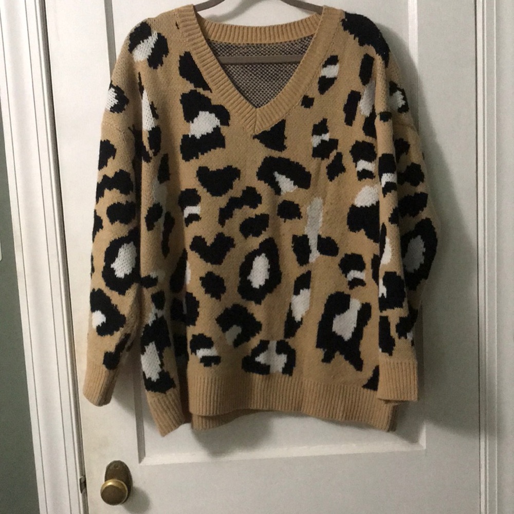 Cheetah sweater